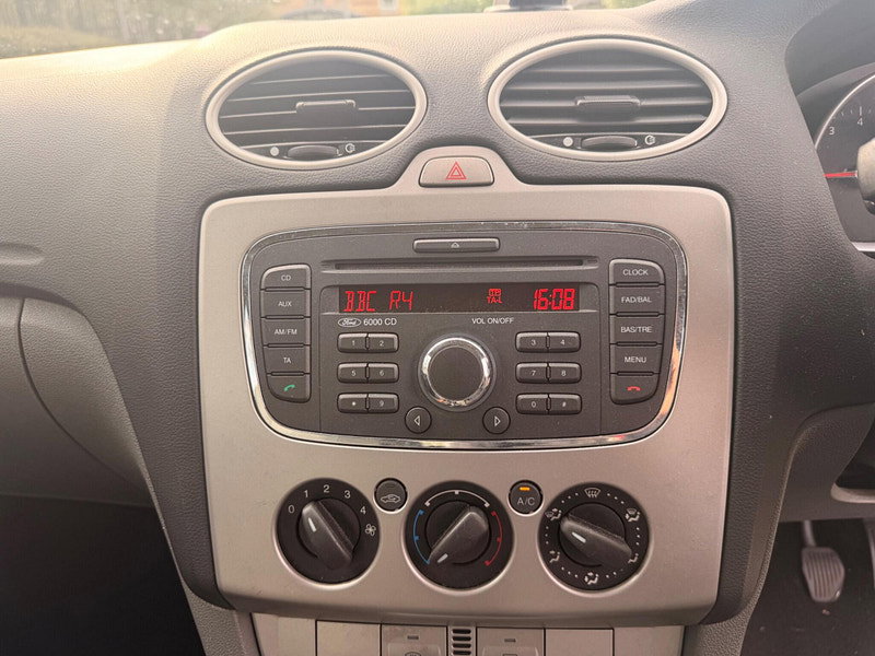 Ford Focus 1.6 Zetec 5dr 5dr Manual 2026