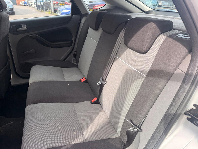 Ford Focus 1.6 Zetec 5dr 5dr Manual 2026