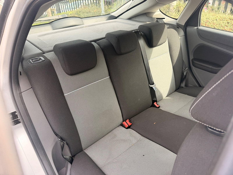 Ford Focus 1.6 Zetec 5dr 5dr Manual 2026