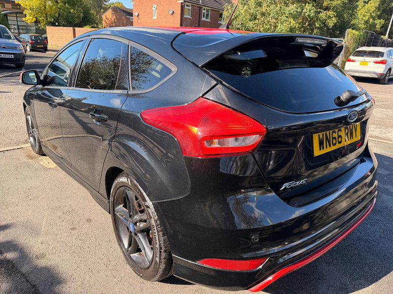 Ford Focus 2.0 TDCi Zetec S Black Edition Euro 6 (s/s) 5dr 5dr Manual 2026