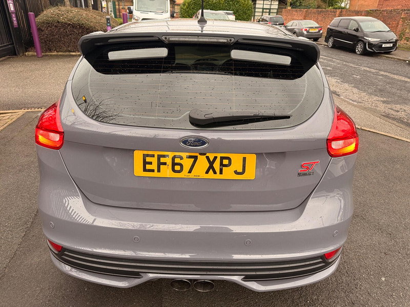 Ford Focus 2.0T EcoBoost ST-3 Euro 6 (s/s) 5dr 5dr Manual 2026