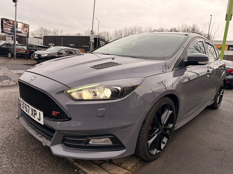Ford Focus 2.0T EcoBoost ST-3 Euro 6 (s/s) 5dr 5dr Manual 2026