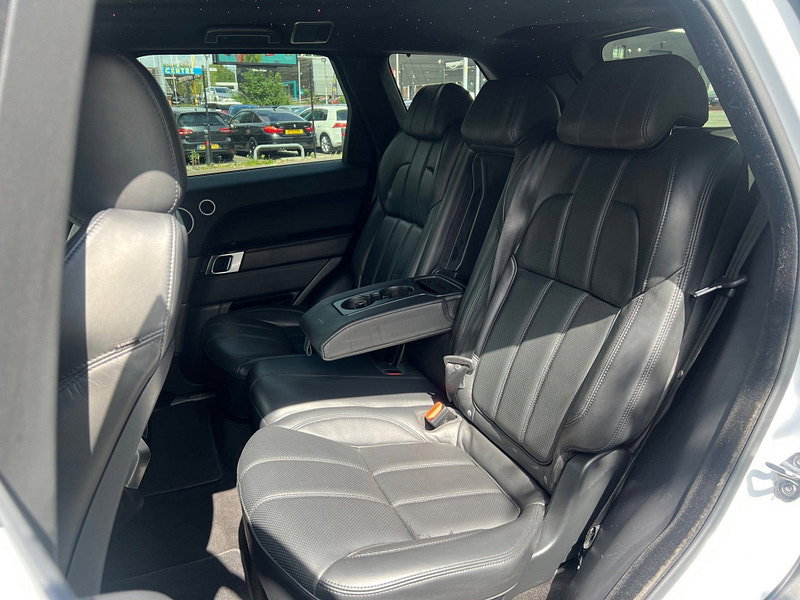 Land Rover Range Rover Sport 3.0 SD V6 HSE Dynamic Auto 4WD Euro 6 (s/s) 5dr 5dr Automatic 2026