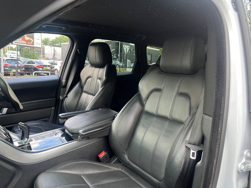 Land Rover Range Rover Sport 3.0 SD V6 HSE Dynamic Auto 4WD Euro 6 (s/s) 5dr 5dr Automatic 2026