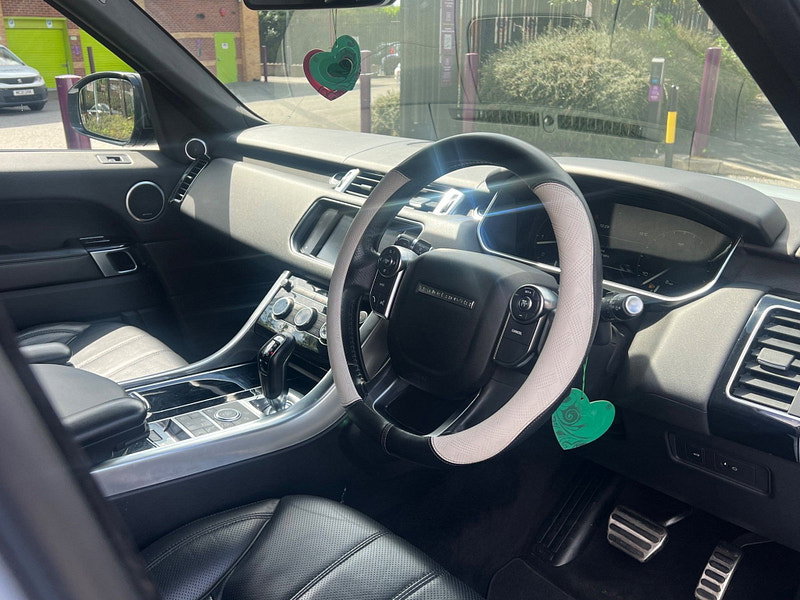 Land Rover Range Rover Sport 3.0 SD V6 HSE Dynamic Auto 4WD Euro 6 (s/s) 5dr 5dr Automatic 2026