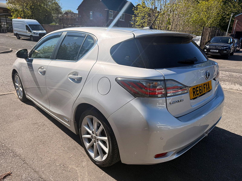 Lexus CT 1.8 200h SE-L CVT Euro 5 (s/s) 5dr 5dr Automatic 2026