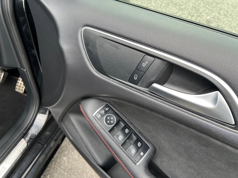 Mercedes-Benz B Class 1.5 B180d AMG Line (Premium) 7G-DCT Euro 6 (s/s) 5dr 5dr Automatic 2026