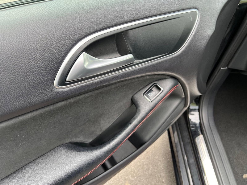 Mercedes-Benz B Class 1.5 B180d AMG Line (Premium) 7G-DCT Euro 6 (s/s) 5dr 5dr Automatic 2026