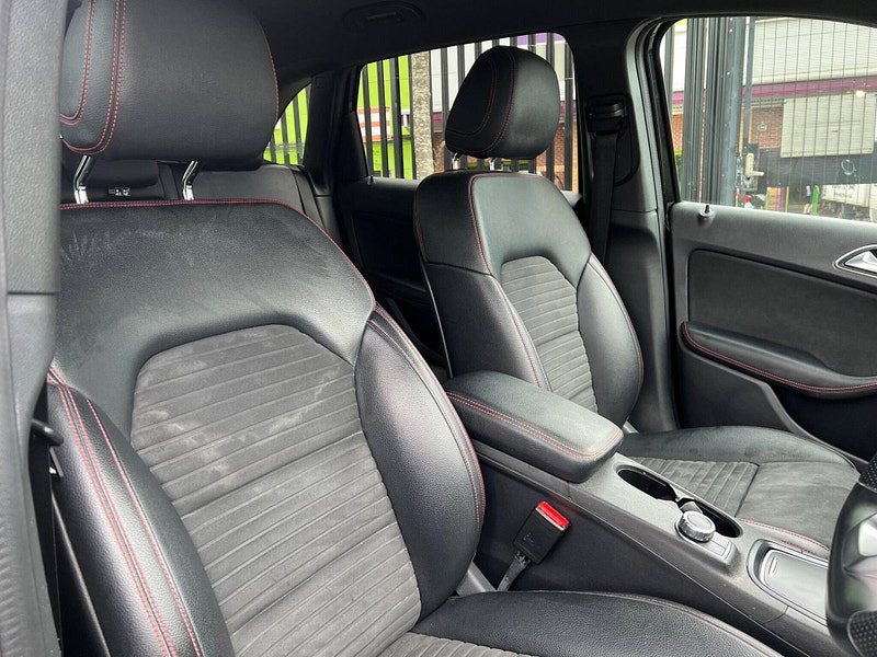 Mercedes-Benz B Class 1.5 B180d AMG Line (Premium) 7G-DCT Euro 6 (s/s) 5dr 5dr Automatic 2026