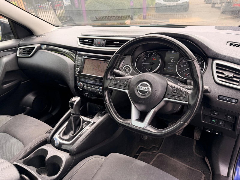 Nissan Qashqai 1.3 DIG-T N-Connecta DCT Auto Euro 6 (s/s) 5dr 5dr Automatic 2026