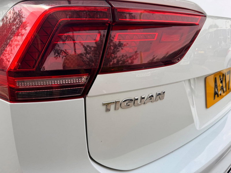 Volkswagen Tiguan 2.0 TDI BlueMotion Tech R-Line DSG Euro 6 (s/s) 5dr 5dr Automatic 2026