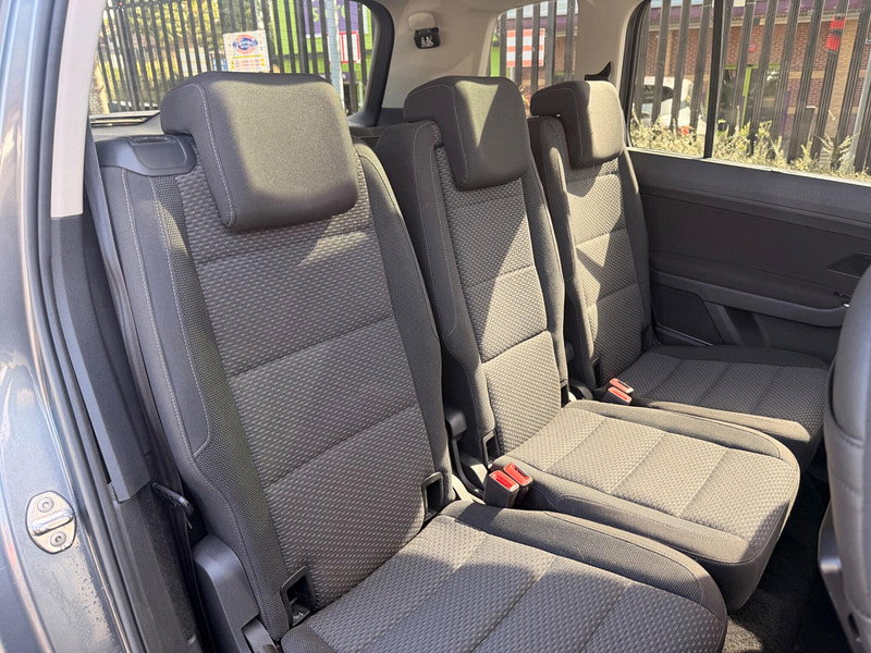 Volkswagen Touran 2.0 TDI BlueMotion Tech SE Family DSG Euro 6 (s/s) 5dr 5dr Automatic 2026