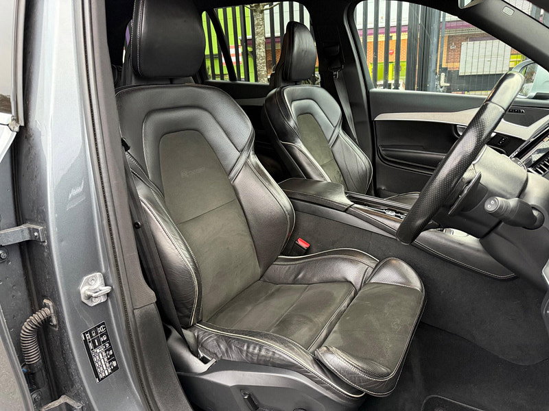 Volvo XC90 2.0 D5 R-Design Geartronic 4WD Euro 6 (s/s) 5dr 5dr Automatic 2026