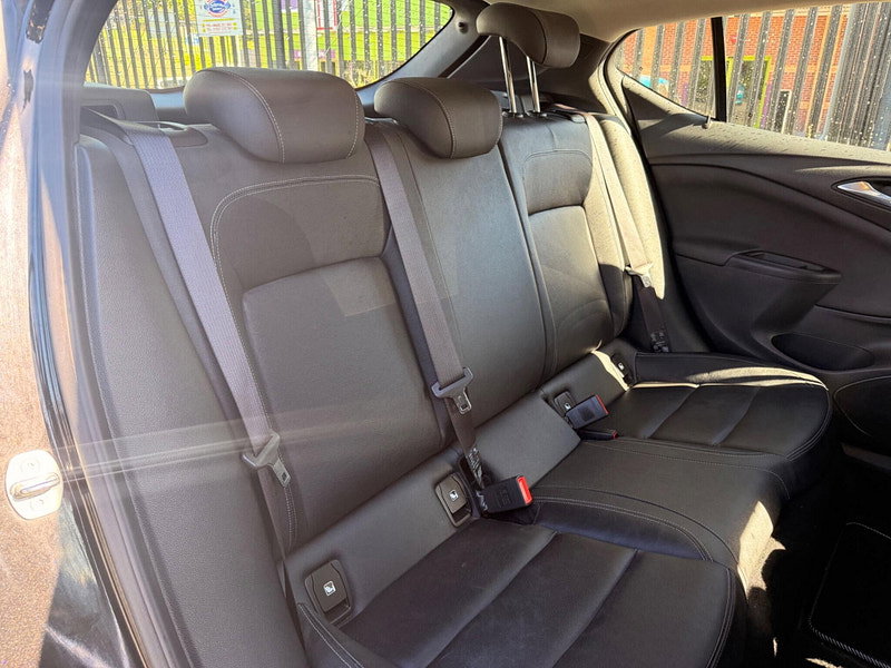 Vauxhall Astra 1.4i Turbo Elite Nav Euro 6 (s/s) 5dr 5dr Manual 2026