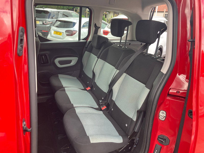 Citroen Berlingo 1.5 BlueHDi Flair M MPV 5dr Diesel Manual Euro 6 (100 ps) 5dr Manual 2026