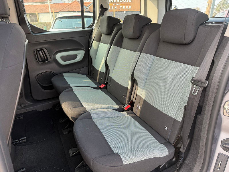 Citroen Berlingo 1.5 BlueHDi Flair M MPV 5dr Diesel Manual Euro 6 (100 ps) 5dr Manual 2026
