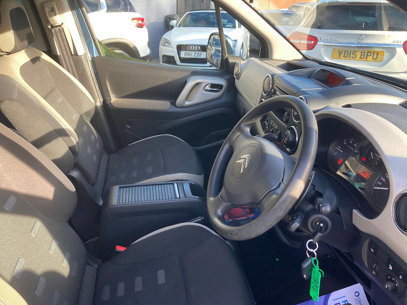 Citroen Berlingo 1.6 e-HDi Airdream XTR Multispace MPV 5dr Diesel ETG6 Euro 5 (s/s) (90 ps) 5dr Automatic 2026