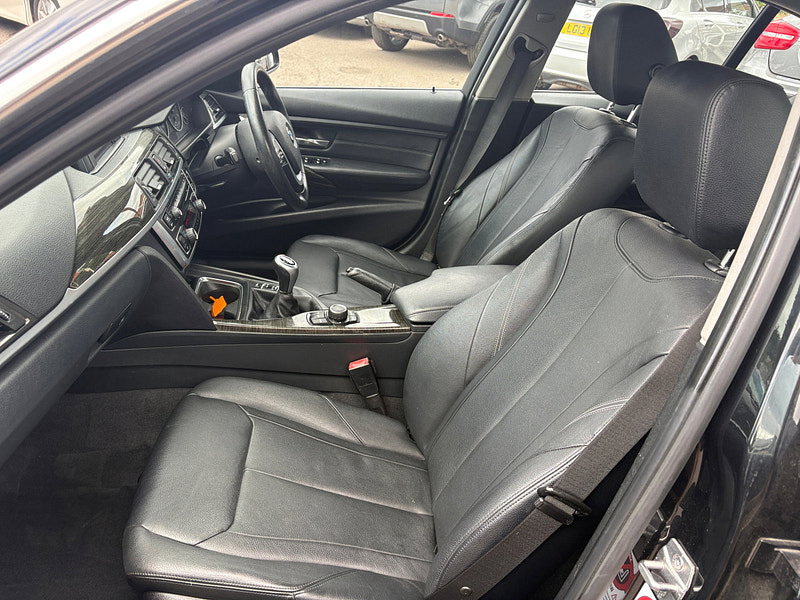 BMW 3 Series 2.0 320d Luxury Saloon 4dr Diesel Manual Euro 5 (s/s) (184 ps) 4dr Manual 2026