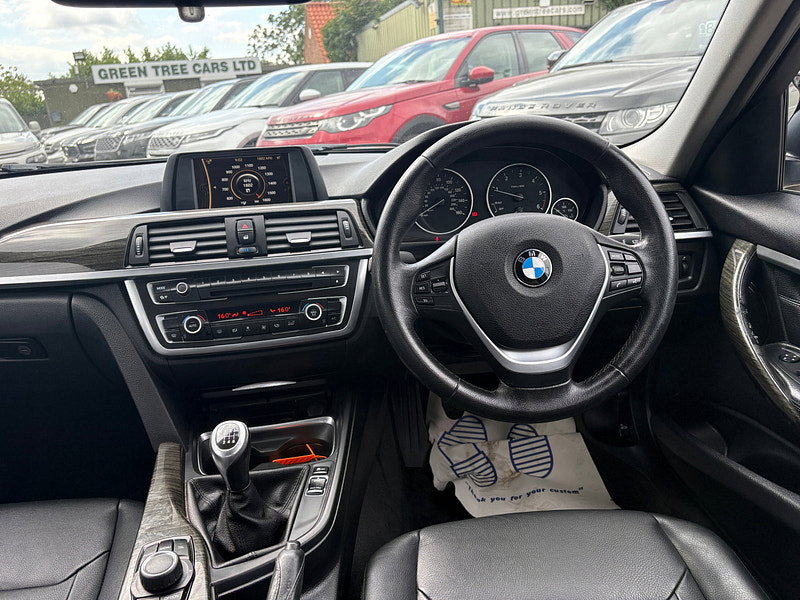 BMW 3 Series 2.0 320d Luxury Saloon 4dr Diesel Manual Euro 5 (s/s) (184 ps) 4dr Manual 2026