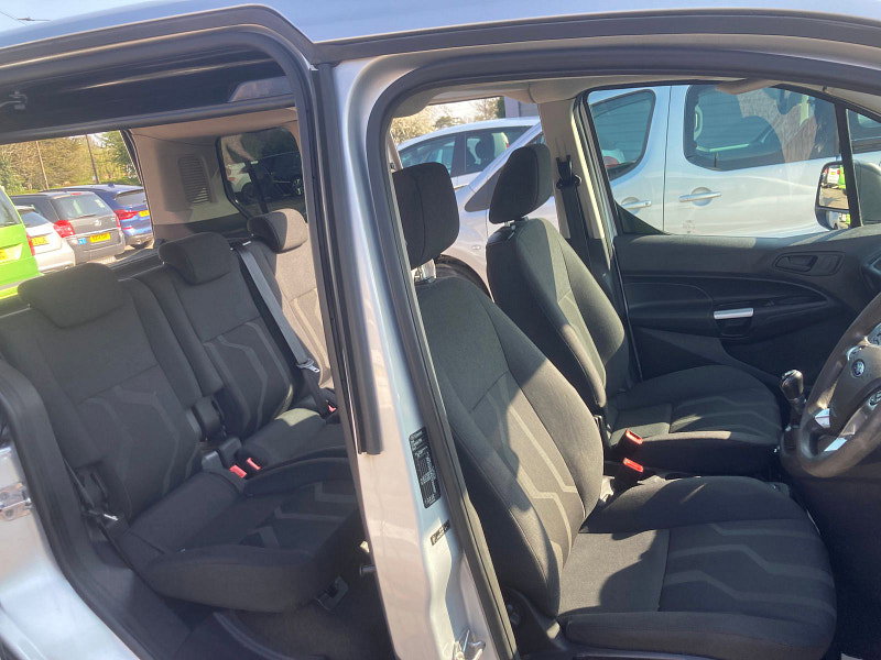 Ford Tourneo Connect 1.6 TDCi Zetec MPV 5dr Diesel Manual Euro 5 (95 ps) 5dr Manual 2026