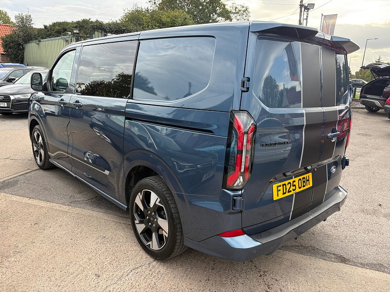 Ford Transit Custom 2.0 320 EcoBlue Sport Crew Van Double Cab 5dr Diesel Auto L1 H1 Euro 6 (s/s) (170 ps) 5dr Automatic 2026