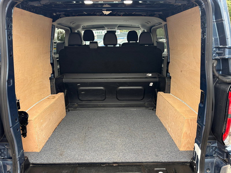 Ford Transit Custom 2.0 320 EcoBlue Sport Crew Van Double Cab 5dr Diesel Auto L1 H1 Euro 6 (s/s) (170 ps) 5dr Automatic 2026