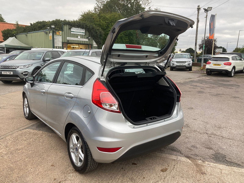 Ford Fiesta 1.25 Zetec Hatchback 5dr Petrol Manual Euro 5 (82 ps) 5dr Manual 2026