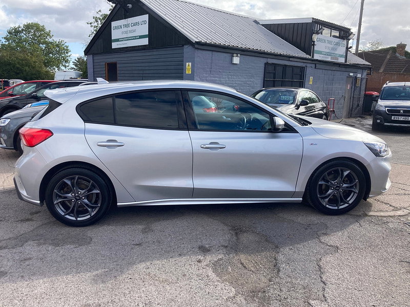 Ford Focus 1.0T EcoBoost ST-Line Hatchback 5dr Petrol Manual Euro 6 (s/s) (125 ps) 5dr Manual 2026