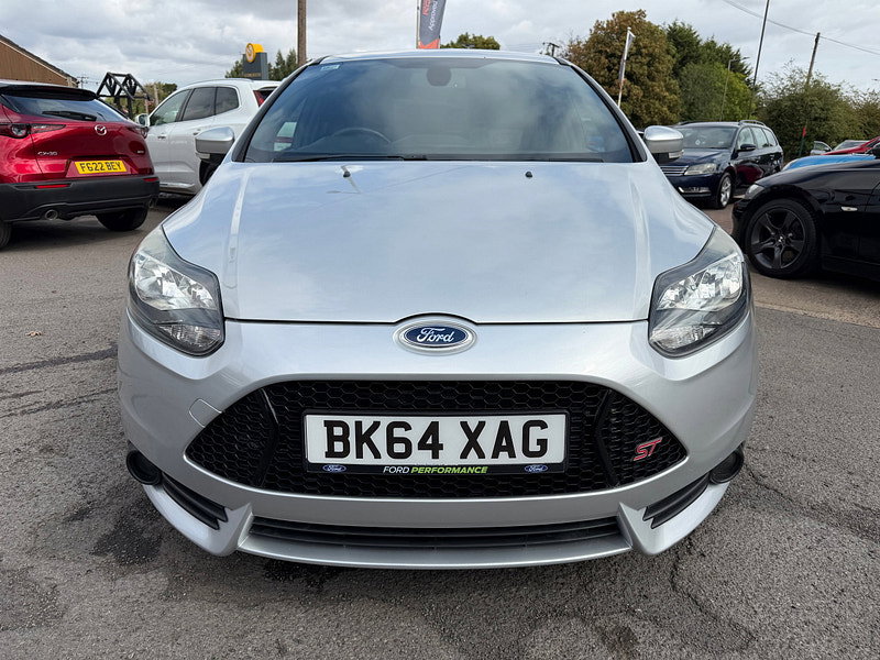 Ford Focus 2.0T EcoBoost ST-2 Hatchback 5dr Petrol Manual Euro 5 (s/s) (250 ps) 5dr Manual 2026
