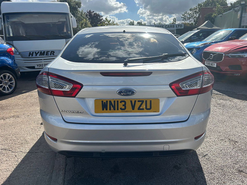 Ford Mondeo 2.0 TDCi Zetec Business Edition Hatchback 5dr Diesel Manual Euro 5 (140 ps) 5dr Manual 2026