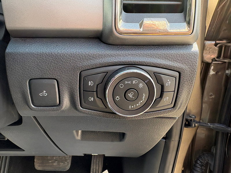 Ford Ranger 2.0 EcoBlue Limited Pickup Double Cab 4dr Diesel Auto 4WD Euro 6 (s/s) (170 ps) 4dr Automatic 2026
