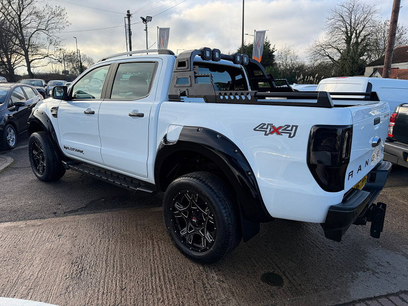 Ford Ranger 3.2 TDCi Wildtrak Pickup Double Cab 4dr Diesel Auto 4WD Euro 5 (200 ps) 4dr Automatic 2026