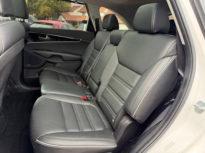 Kia Sorento 2.2 CRDi GT-Line S SUV 5dr Diesel Auto AWD Euro 6 (s/s) (197 bhp) 5dr Automatic 2026