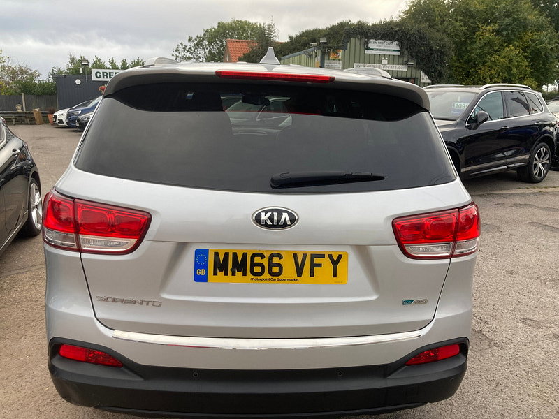 Kia Sorento 2.2 CRDi KX-1 SUV 5dr Diesel Manual AWD Euro 6 (s/s) (197 bhp) 5dr Manual 2026