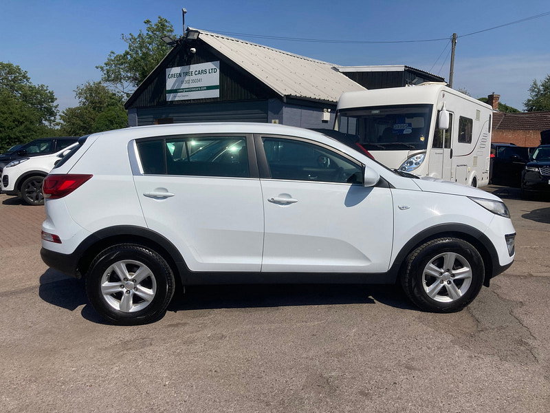 Kia Sportage 1.6 GDi 1 SUV 5dr Petrol Manual 2WD Euro 5 (133 bhp) 5dr Manual 2026