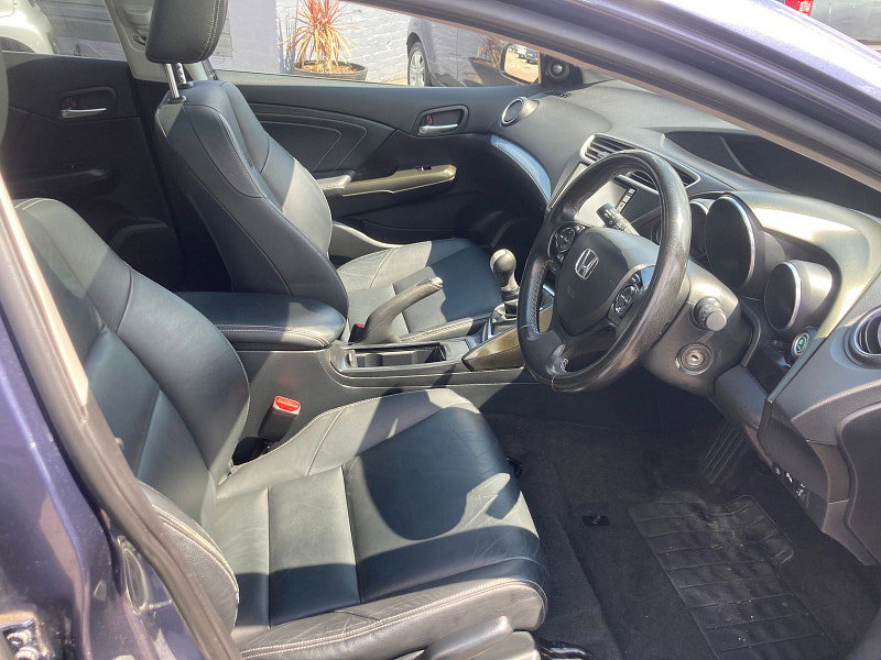 Honda Civic 1.8 i-VTEC SR Hatchback 5dr Petrol Manual Euro 6 (s/s) (142 ps) 5dr Manual 2026