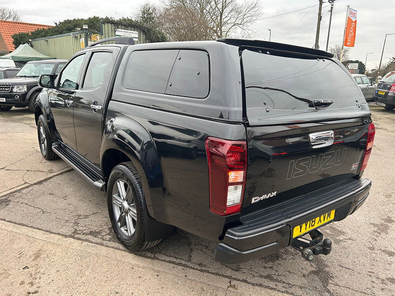 Isuzu D-Max 1.9 TD Blade Pickup Double Cab 4dr Diesel Manual 4WD Euro 6 (164 ps) 4dr Manual 2026