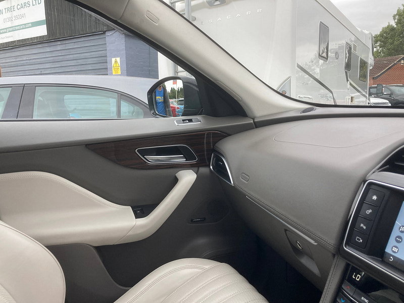 Jaguar F-PACE 2.0 D180 Portfolio SUV 5dr Diesel Auto AWD Euro 6 (s/s) (180 ps) 5dr Automatic 2026