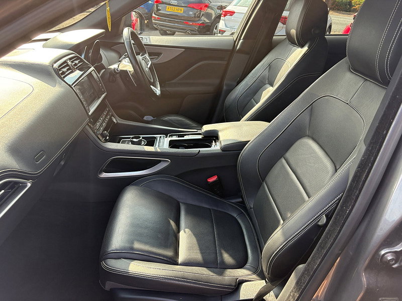 Jaguar F-PACE 2.0 D180 R-Sport SUV 5dr Diesel Auto AWD Euro 6 (s/s) (180 ps) 5dr Automatic 2026
