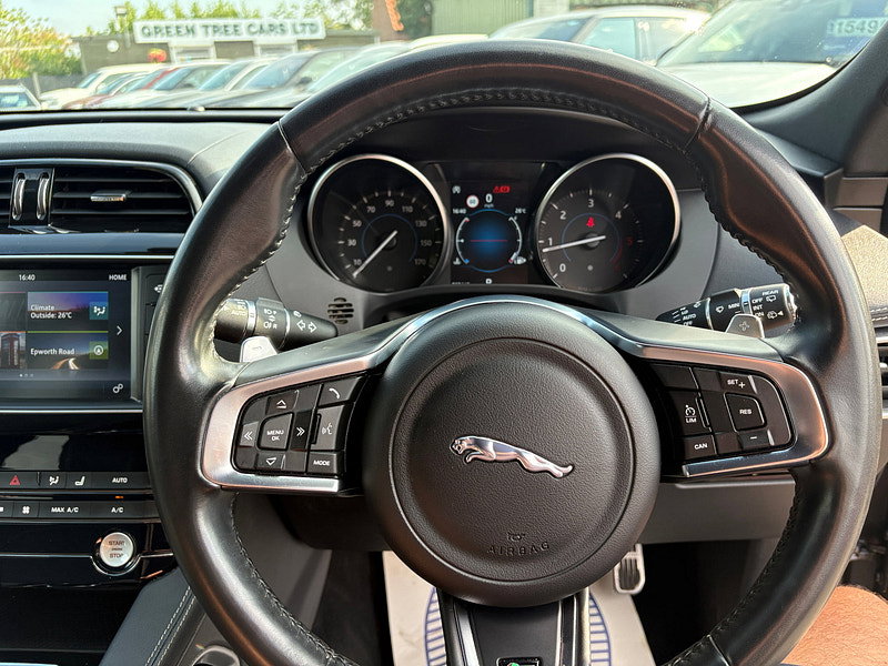 Jaguar F-PACE 2.0 D180 R-Sport SUV 5dr Diesel Auto AWD Euro 6 (s/s) (180 ps) 5dr Automatic 2026