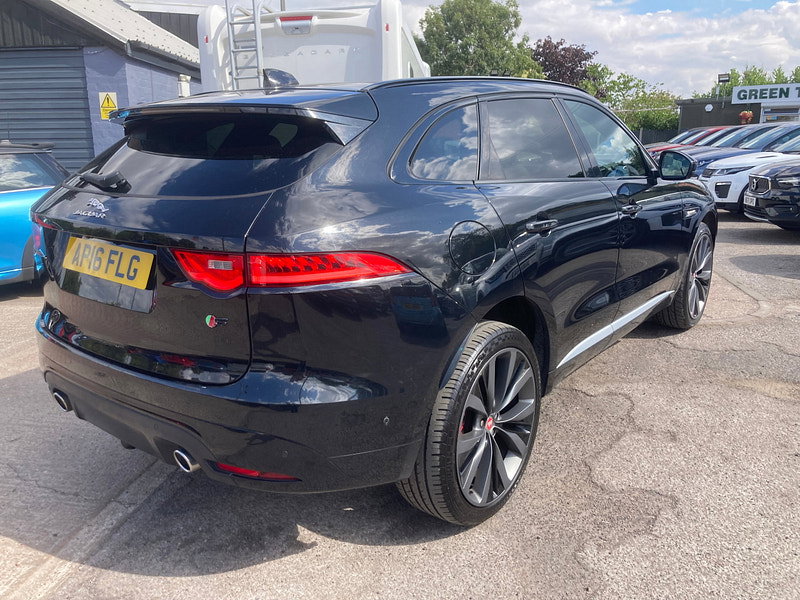 Jaguar F-PACE 3.0 D300 V6 First Edition SUV 5dr Diesel Auto AWD Euro 6 (s/s) (300 ps) 5dr Automatic 2026