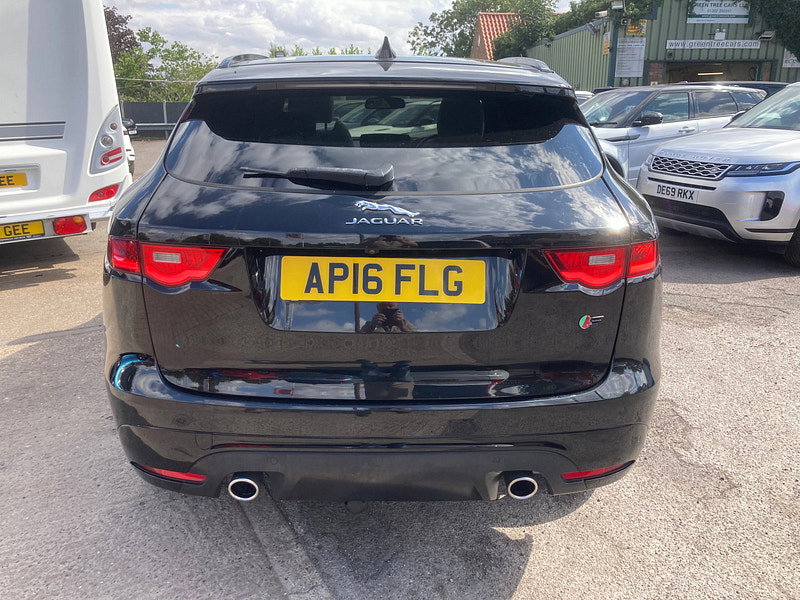 Jaguar F-PACE 3.0 D300 V6 First Edition SUV 5dr Diesel Auto AWD Euro 6 (s/s) (300 ps) 5dr Automatic 2026