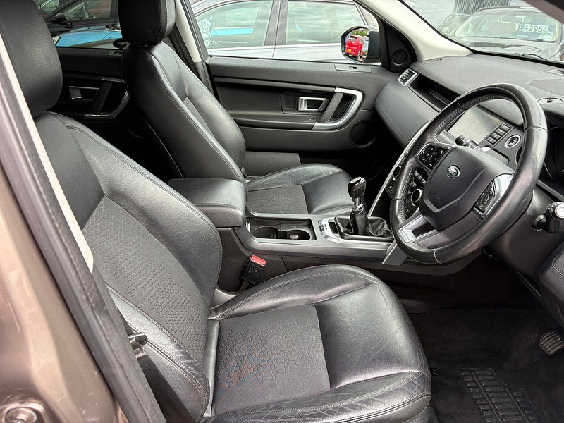 Land Rover Discovery Sport 2.0 TD4 SE Tech SUV 5dr Diesel Manual 4WD Euro 6 (s/s) (5 Seat) (150 ps) 5dr Manual 2026
