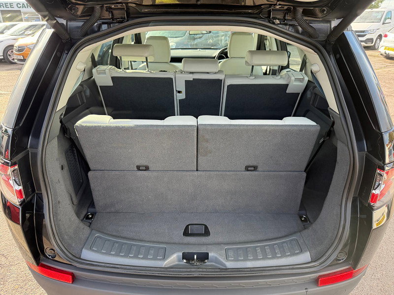 Land Rover Discovery Sport SD4 SE TECH 5dr Automatic 2026