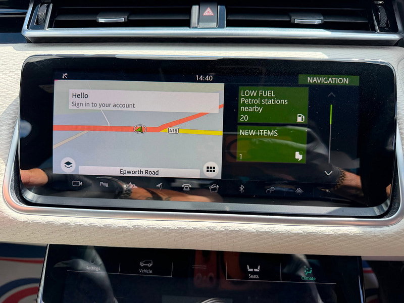 Land Rover Range Rover Velar 2.0 D180 R-Dynamic SE SUV 5dr Diesel Auto 4WD Euro 6 (s/s) (180 ps) 5dr Automatic 2026