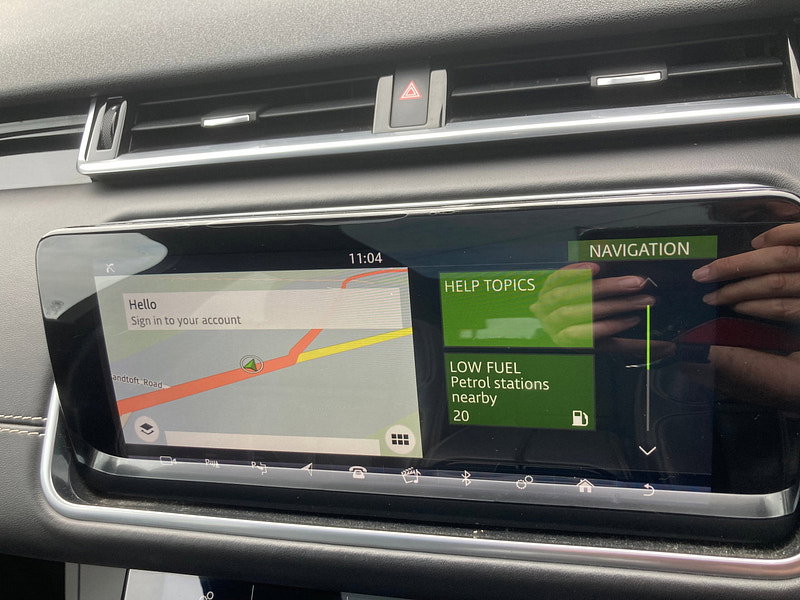 Land Rover Range Rover Velar 2.0 D240 R-Dynamic HSE SUV 5dr Diesel Auto 4WD Euro 6 (s/s) (240 ps) 5dr Automatic 2026