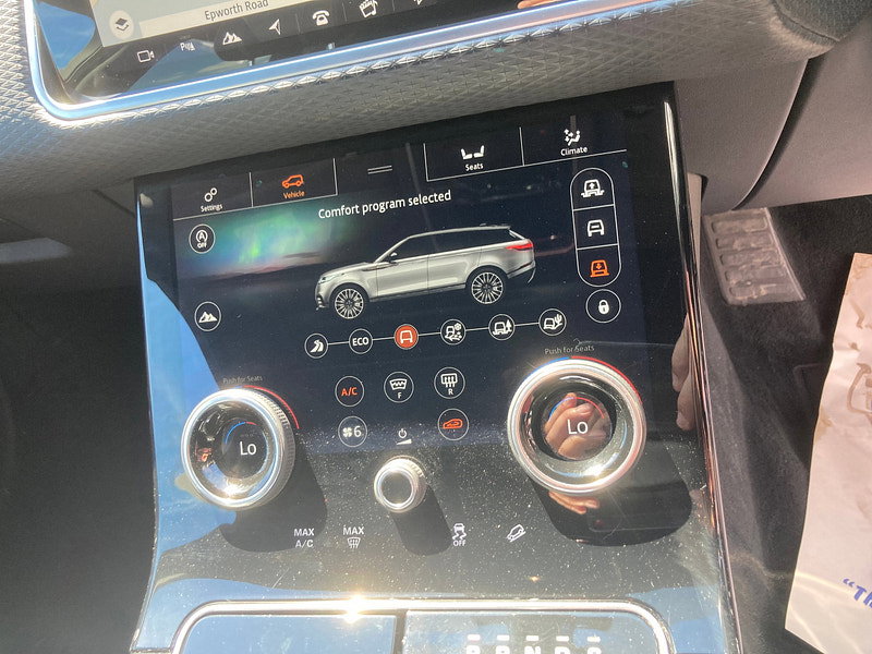 Land Rover Range Rover Velar 3.0 SD6 V6 R-Dynamic S SUV 5dr Diesel Auto 4WD Euro 6 (s/s) (300 ps) 5dr Automatic 2026