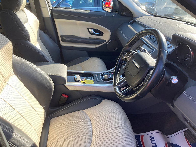Land Rover Range Rover Evoque 2.0 TD4 SE Tech SUV 5dr Diesel Auto 4WD Euro 6 (s/s) (180 ps) 5dr Automatic 2026