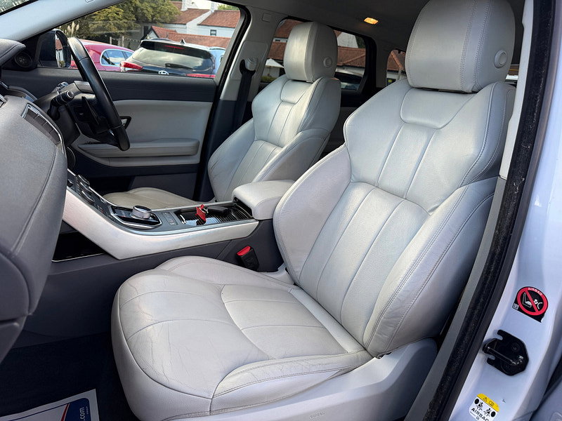 Land Rover Range Rover Evoque 2.0 TD4 SE Tech SUV 5dr Diesel Auto 4WD Euro 6 (s/s) (180 ps) 5dr Automatic 2026