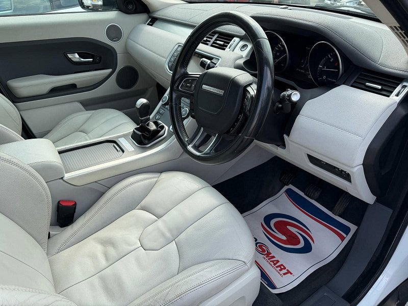 Land Rover Range Rover Evoque 2.2 eD4 Pure Tech SUV 5dr Diesel Manual FWD Euro 5 (s/s) (150 ps) 5dr Manual 2026